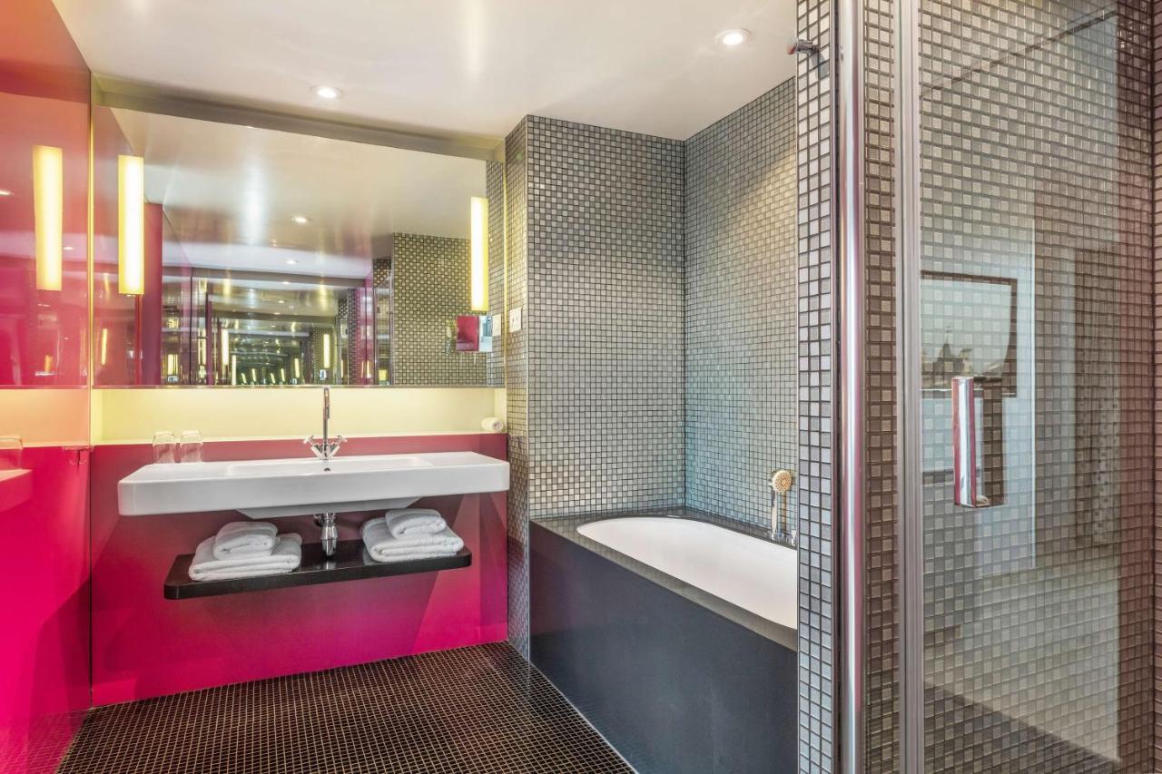 Radisson Collection Hotel, Royal Mile 5*