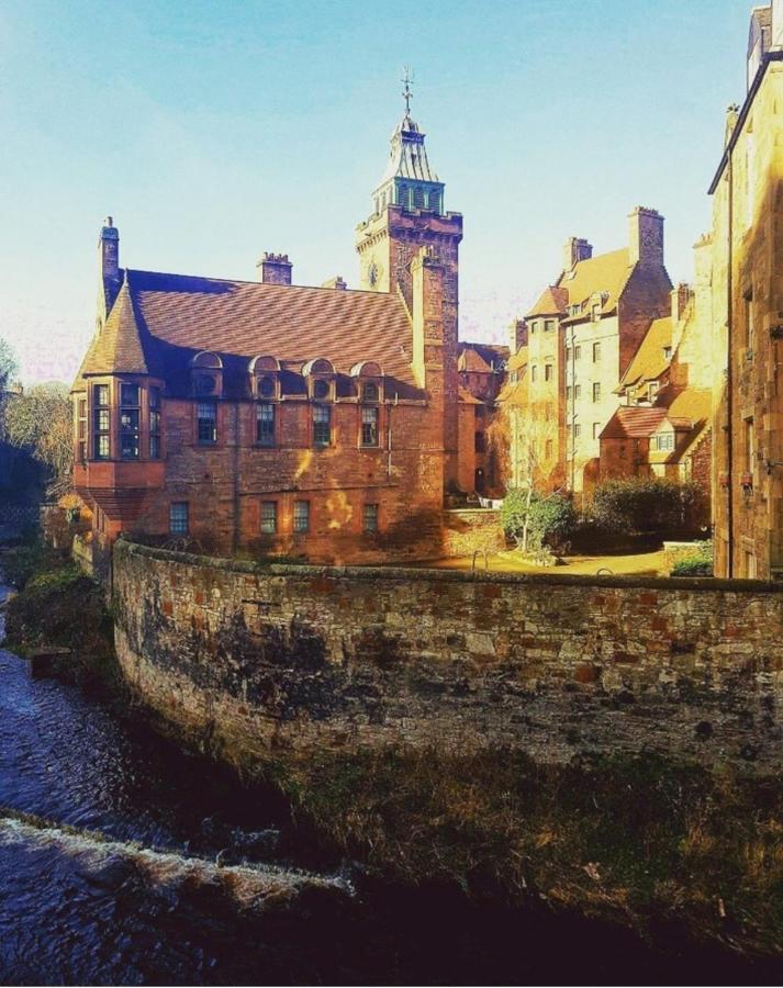Bed & Breakfast Edinburgh's Dean Village River View Retreat *