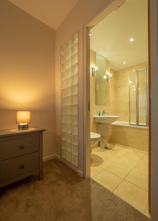 Altido Elegant 2br Apt With Balcony And Parking Apartment EDI