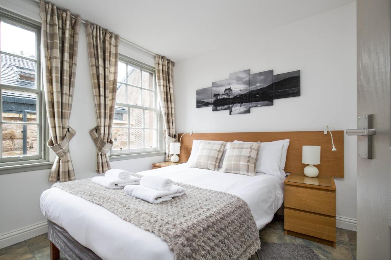 Grassmarket Apartment *