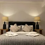 Queen Street Boutique Suites