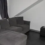 Unique 3 Bedroom Modern Penthouse