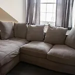 Unique 3 Bedroom Modern Penthouse