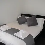Unique 3 Bedroom Modern Penthouse