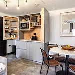 The Brewers Rooms Contemporary Aparthotel