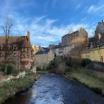 Historic Dean Village Treasure, Sleeps 4