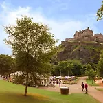 The Studio Apartment - The Edinburgh Address