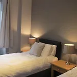 2 Chessels Court, Flat 3