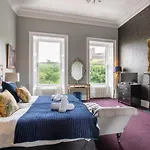Edinburgh Castle Suite - The Edinburgh Address