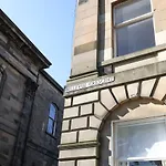 Joivy Fantastic New Town Flat With Shared Garden