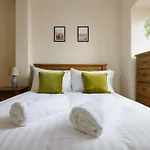 The Old Town Cockburn Apartment