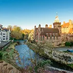 The Dean Village Apartment - Free Parking