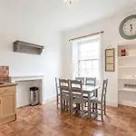 Modern, Bright & Spacious 3 Bedroom Apartment In The Heart Of The City Centre - Double Beds - Sleeps Up To 6 Guests