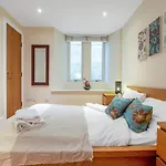 Stylish & Modern 2 Bedroom Ground Floor Apartment Close To City Centre In Stunning Converted Church - Near Haymarket Train Station - Sleeps Up To 5 Guests