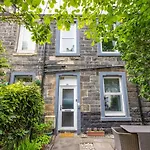 Joivy Charming Apartment Near Leith Links With Patio