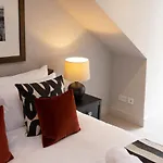 Joivy Luxury Flat Near Edinburgh Castle