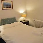 A-Haven Townhouse Hotel