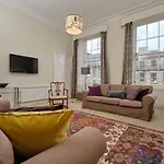 New Town 2Br-1Ba Georgian Flat With Amazing Views