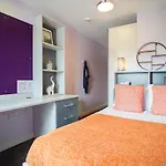 Beaverbank Place - Campus Residence