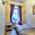Ground Floor Edinburgh Central Aparthotel