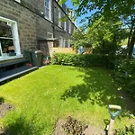 Edinburgh Peaceful 1-Bedroom Retreat