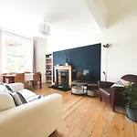 Edinburgh Peaceful 1-Bedroom Retreat