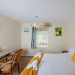 Fab Arthur Seat Views, Old Town Apartment