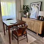 House With Garden And Parking 15 Min To City Center