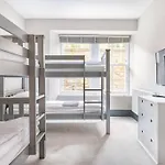 Immaculate 3 Bed Apartment With Private Entrance In Inverleith