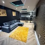 Murrayfield Stadium Basement - 3 Bed 3 Bath