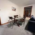 2Br Flat Historic Centre Sleeps 5