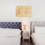 Warm&Welcoming City Centre Apartments By Meadows 11