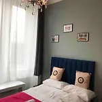 Grange Lone Entire Apartment With Two Double Beds