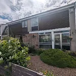 Gorgeous Full Home In Edinburgh