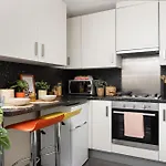 Unite Students - Salisbury Court
