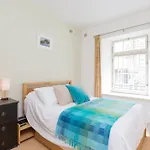 Thistle Street - 401