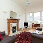 Mardale Crescent - 380