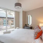 Dragon Suites - Edinburgh City Centre 2 Bed Apartment