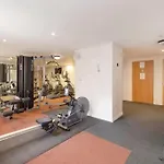 Stylish Flat With Free Parking