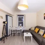 Warm&Welcoming Meadows 7 Apartments - City Centre