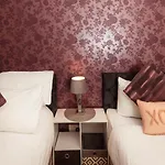 Warm & Welcoming Apartment, City Center - Meadows 4