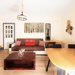 Warm & Welcoming Apartment, City Center - Meadows 4