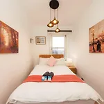 Warm & Welcoming Apartment In City Centre - Meadows 6