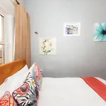 Warm & Welcoming Apartment Close To Meadows! City Centre 10