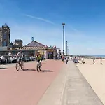 Edinburgh Seaside Historic Home
