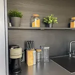 Modern Flat In New Town