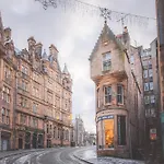 Pass The Keys Cosy Studio Apartment