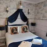 East Claremont Guest House