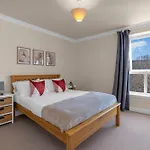 Room In Central Edinburgh With Free Parking