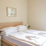 Bright Spacious Edinburgh City Centre Apartment